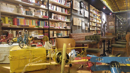 abdülcanbaz book&vintage cafe