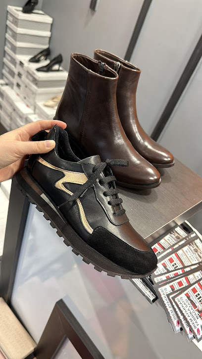 İREM AYAKKABI – de’LUJO.