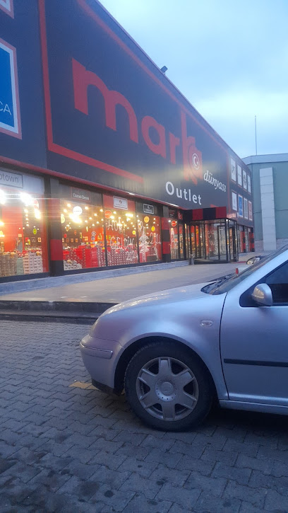 Marka Outlet