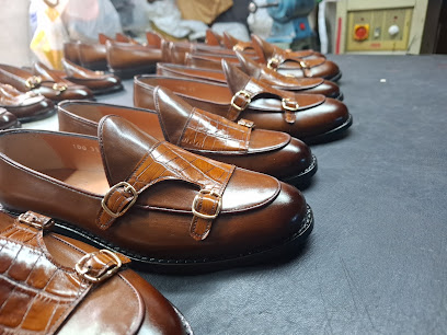 Mavi Kundura Kişiye Özel El Yapımı Ismarlama ve Ortopedik Ayakkabı Yapımı