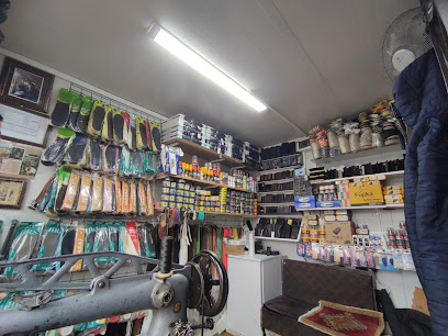 TARİHİ ÇARŞI AYAKKABI TAMİR EVİ